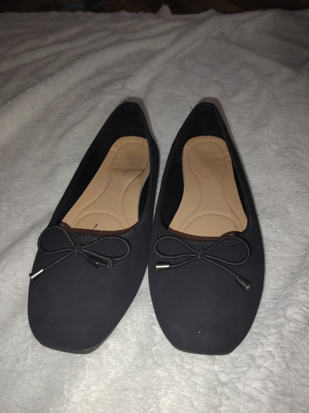 TOP Moda Black Ballet Flats with Bow Accent